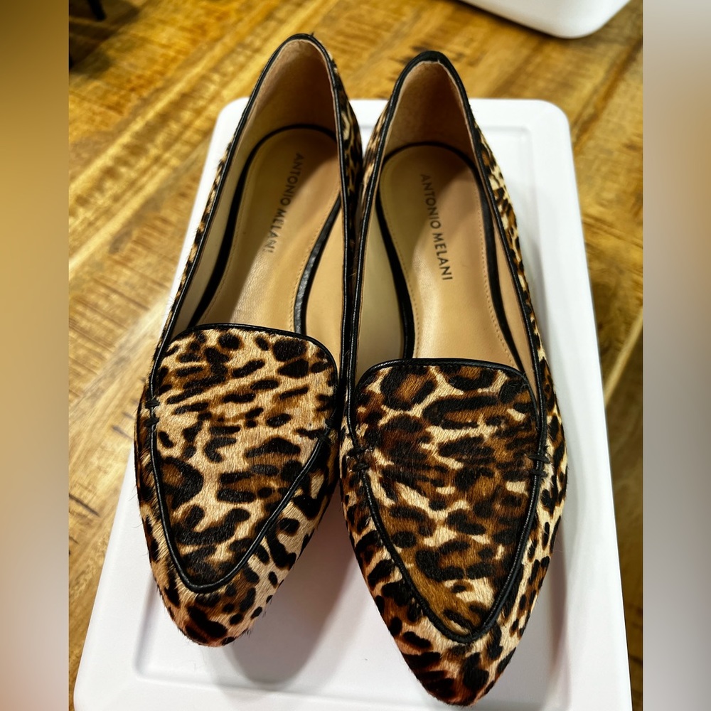 Antonio Melani Cheetah Flats size 7
